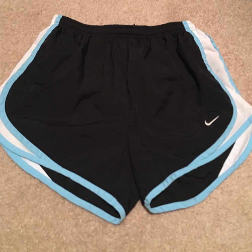 Women’s Nike 3 in. running shorts